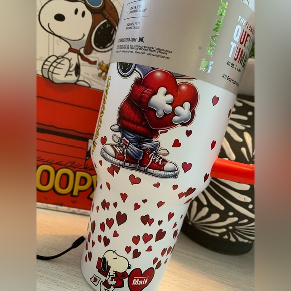 Snoopy 40oz Stanley tumbler - Picture 3 of 8